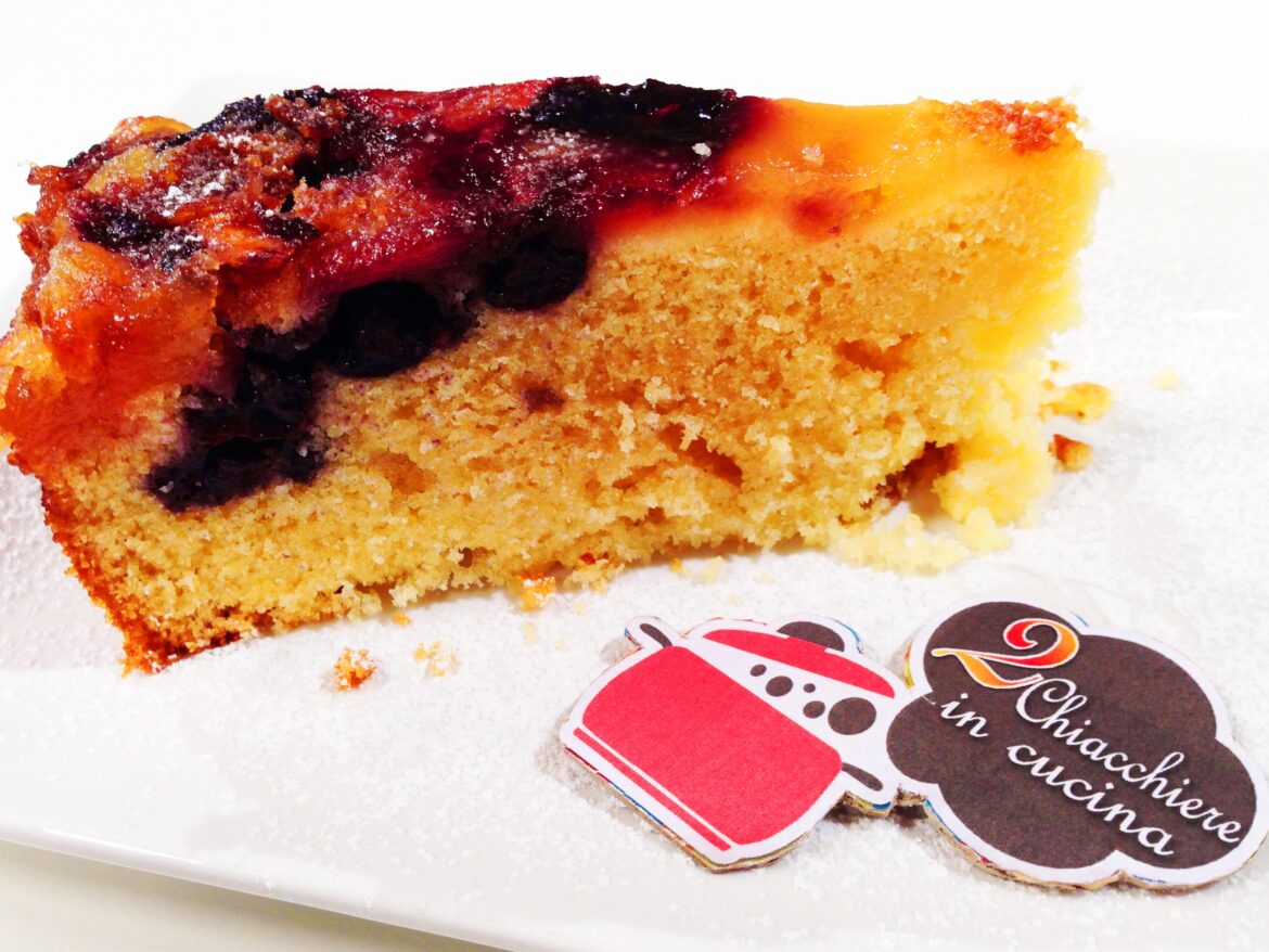 111-TORTA-MELE-E-MIRTILLI